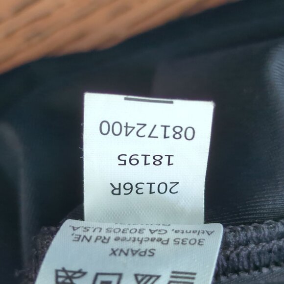 Spanx Faux Leather Moto Black Leggings Size Large Edgy Pull on - Picture 12 of 16